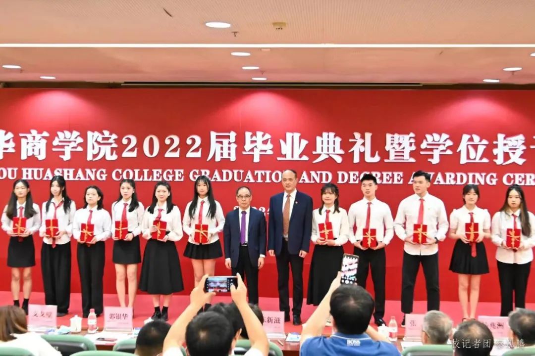 https://mmbiz.qpic.cn/mmbiz_jpg/P4dq3teYXfRBdYvI7gCqAia9lZG51HJPXhTXHjf8vJ4mic33Fjx1HoqtSeHZrpkLIB7B1ebAFCoAfqzgpLqVIBAQ/640?wx_fmt=jpeg&wxfrom=5&wx_lazy=1&wx_co=1