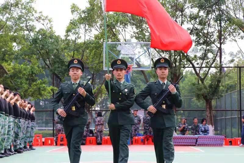 迎国旗